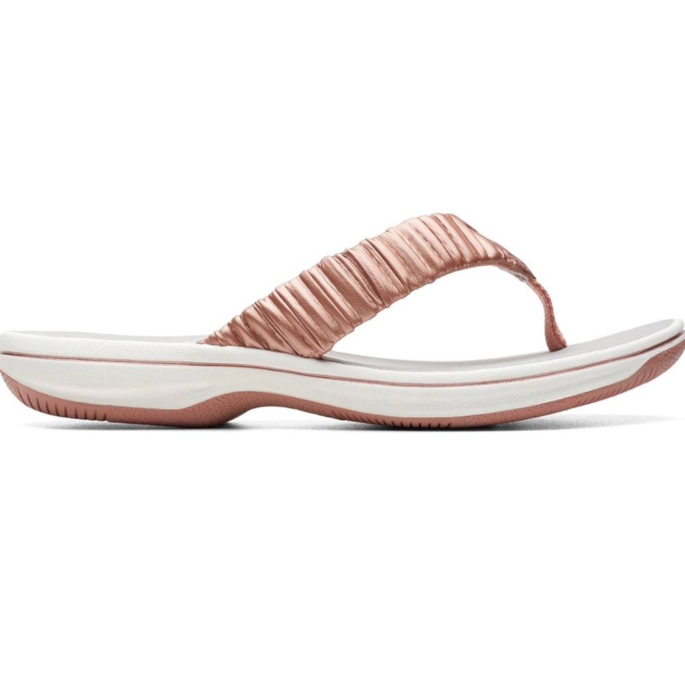 🆕Clarks Breeze Rae Rose Gold Sandals